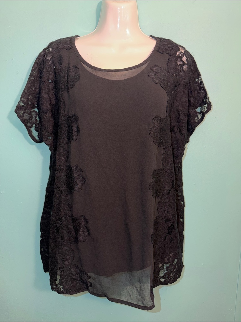 Artisan Black Lace-Trim Short Sleeve Tunic